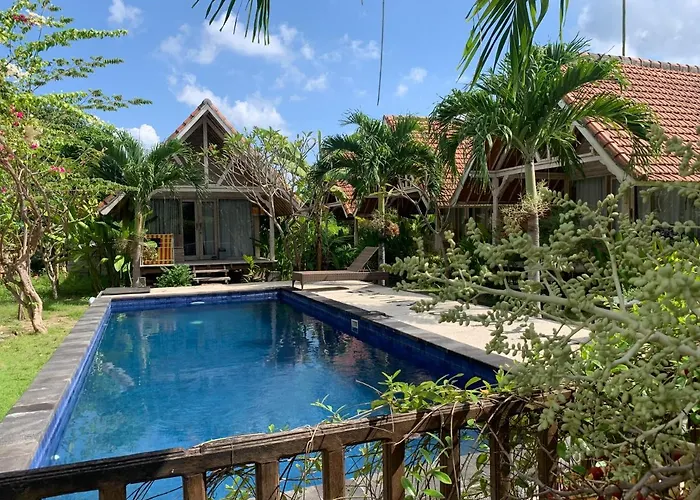 Hotel Danys House @tikibar & *